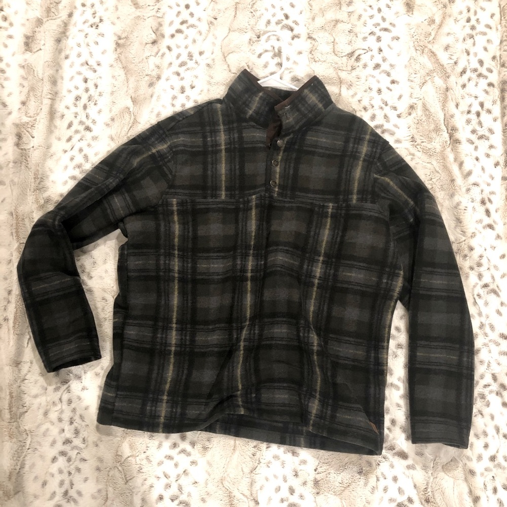 Men’s flannel plaid pullover